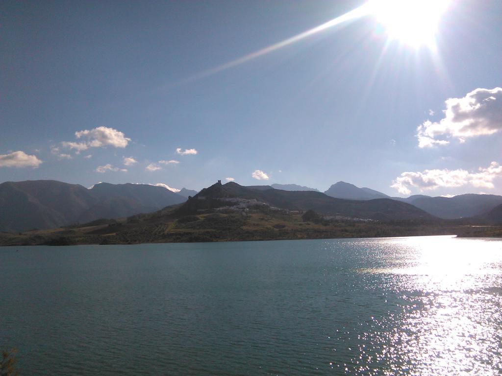 Casas Azahar-Alucema Pensionat Zahara De La Sierra Exteriör bild
