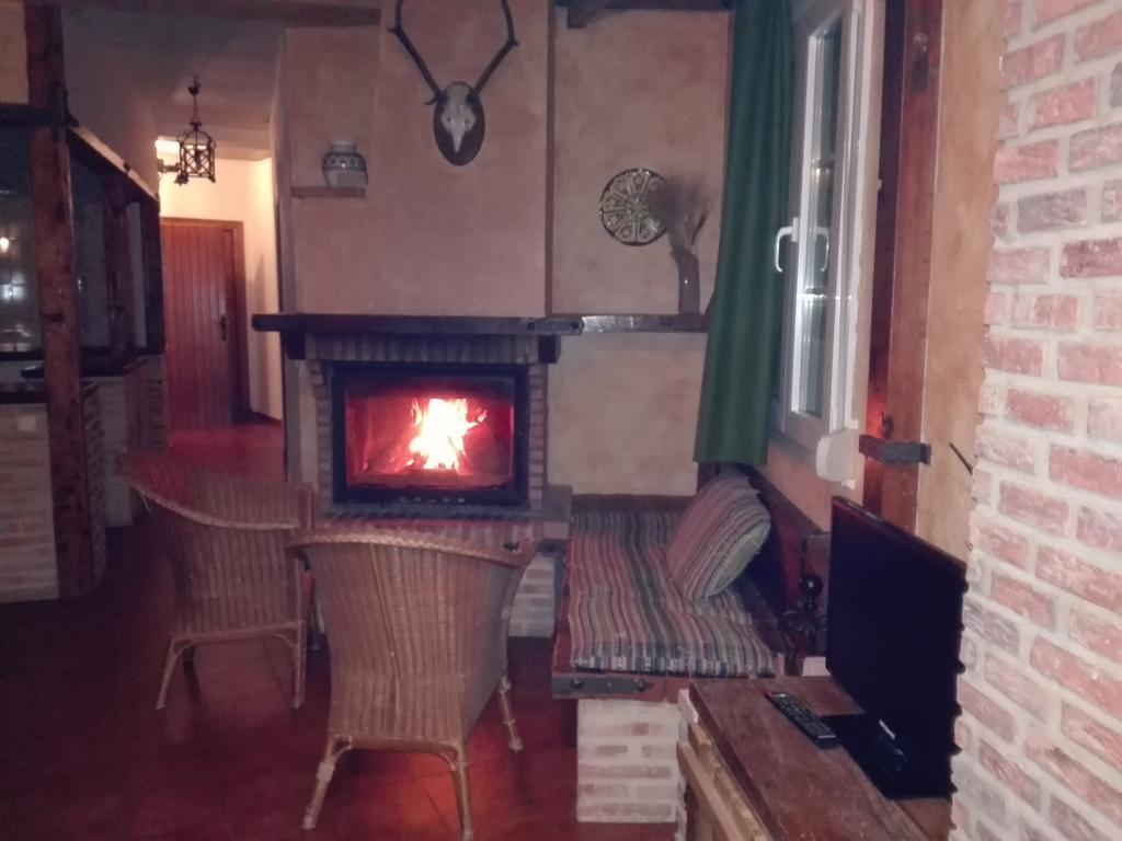 Casas Azahar-Alucema Pensionat Zahara De La Sierra Exteriör bild