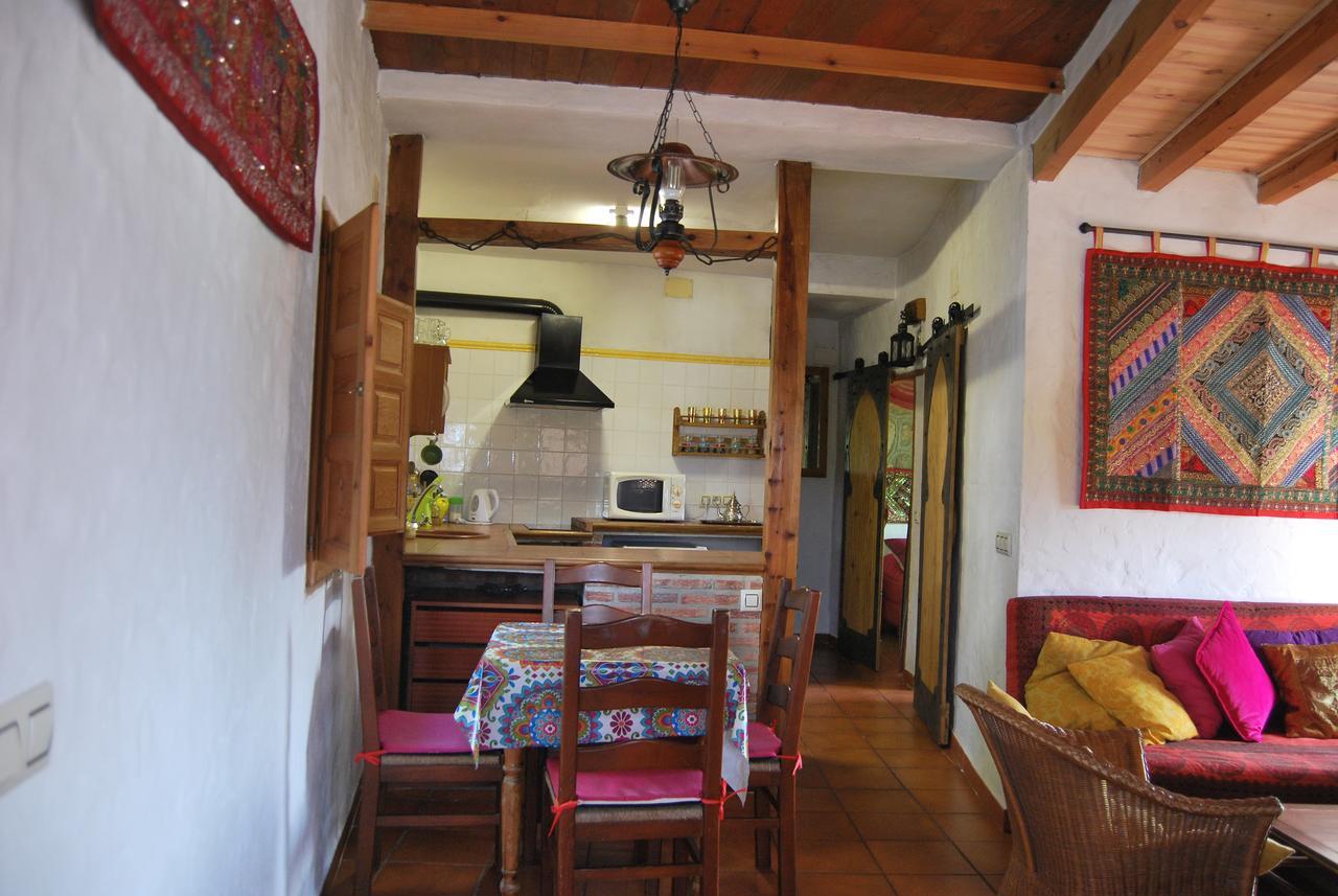 Casas Azahar-Alucema Pensionat Zahara De La Sierra Exteriör bild